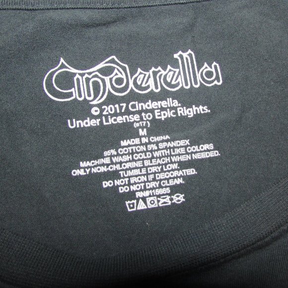 Cinderella Rock Band Tee - Picture 3 of 3